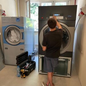 Easy Clean Rzeszów, pralnia wodna, pralnia przemysłówa, Magiel Rzeszów